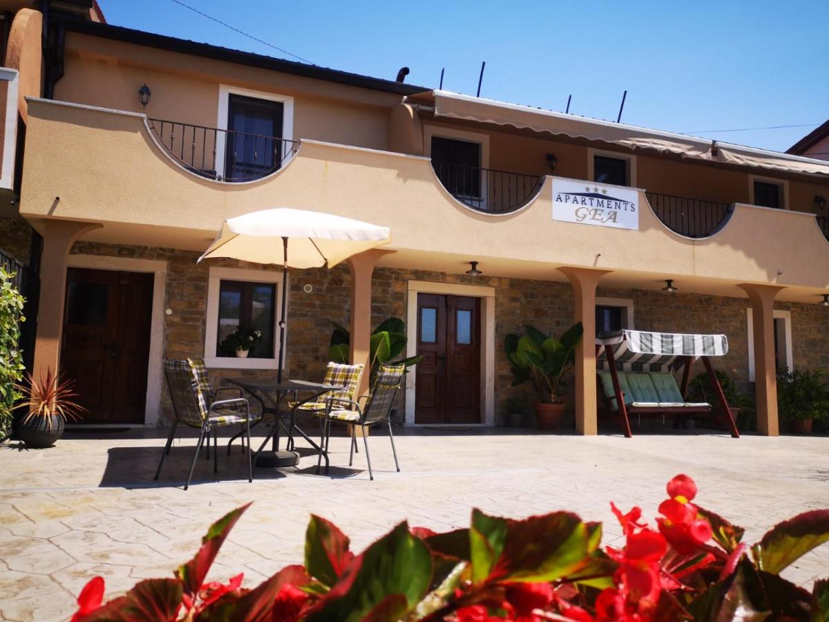 Apartments Gea Lucija Εξωτερικό φωτογραφία