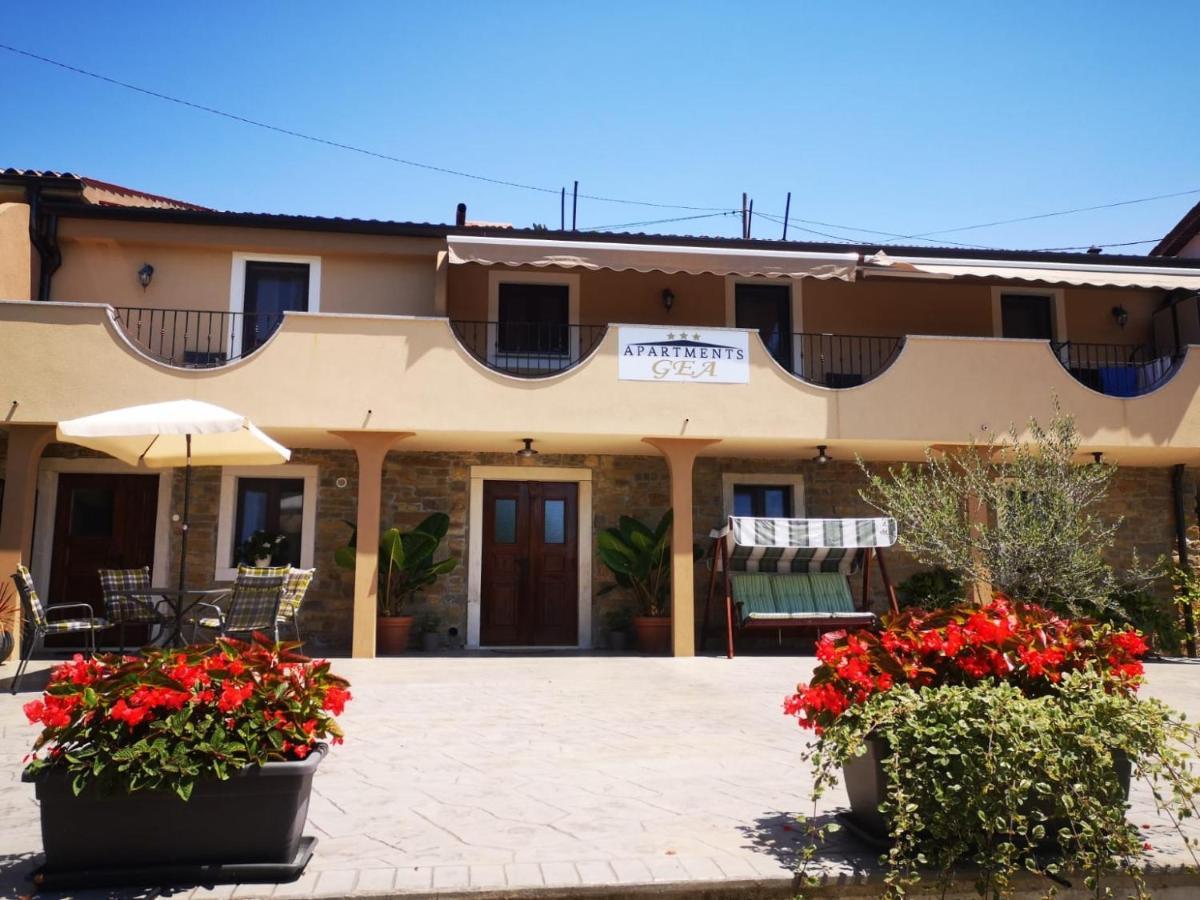 Apartments Gea Lucija Εξωτερικό φωτογραφία